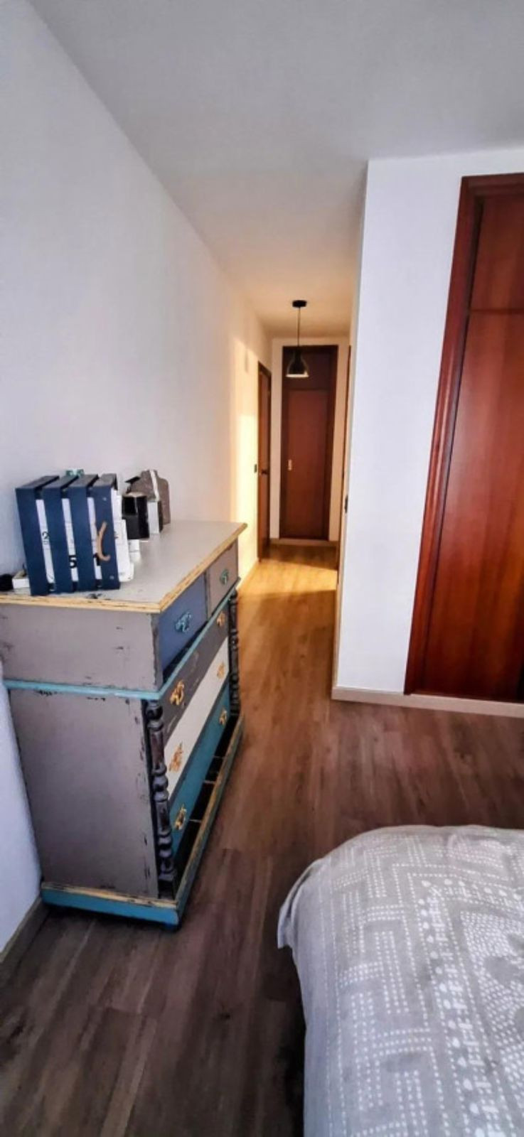 ff46a0a5c5b64152dfb9368f2b1737f9 - 14