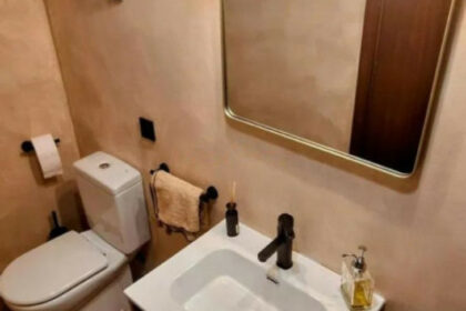 ff46a0a5c5b64152dfb9368f2b1737f9 - 22