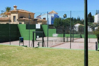 01c0210f8643ded8780846594d92a870 - 25