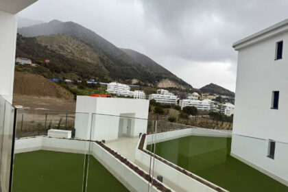 02c3f96fd7a21e6a520f23d5d35ec683 - 17