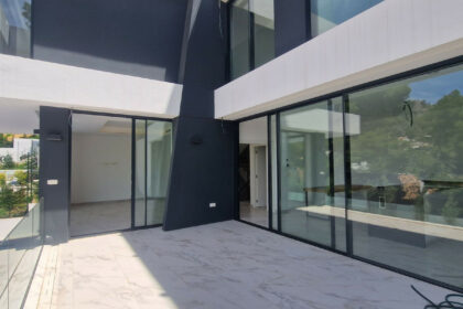 092cade5e1a9442deeeb3ad619bbee70 - 2