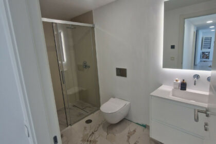 092cade5e1a9442deeeb3ad619bbee70 - 8