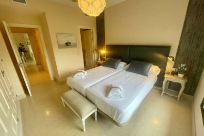 0ace2c73d5261fe11e2637da7293b5a0 - 19