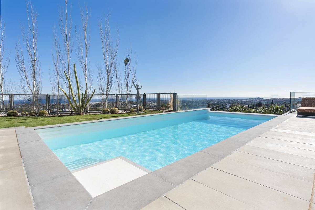 0b4d73ef59242d8b38abeaf96fff1529 - 3