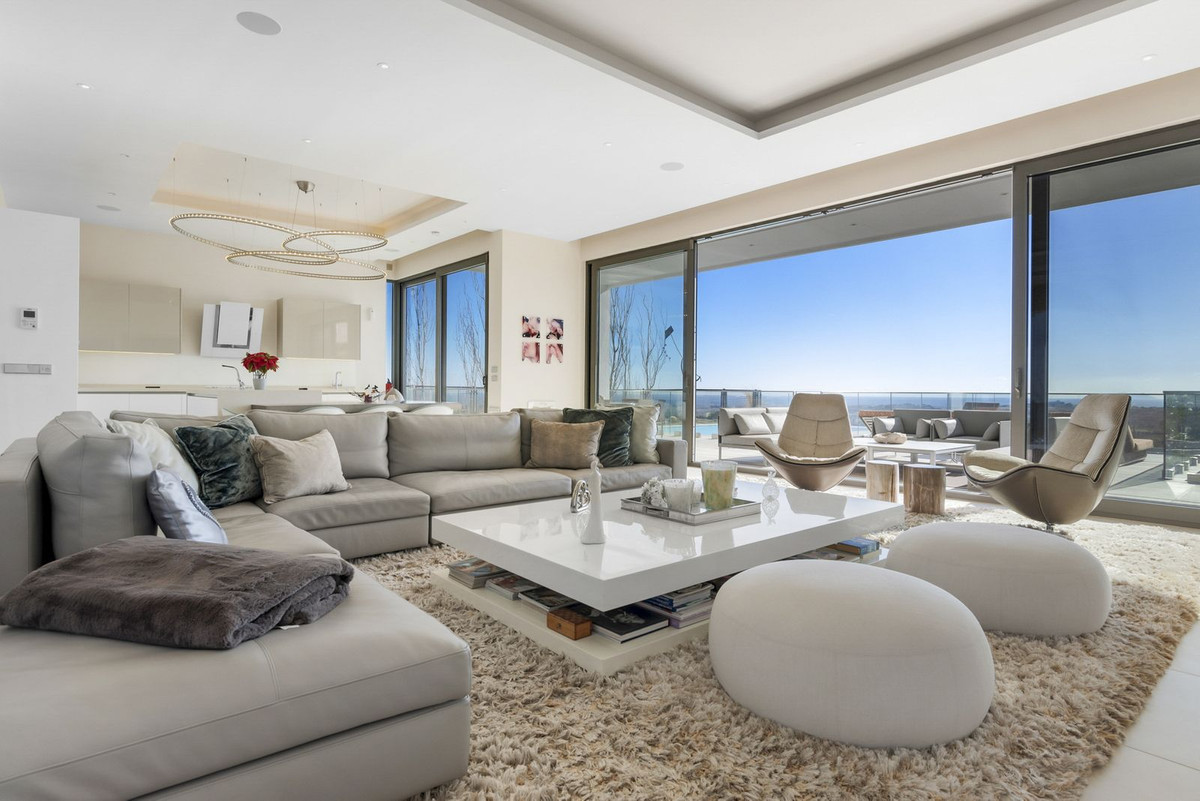 0b4d73ef59242d8b38abeaf96fff1529 - 8