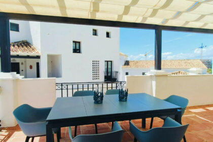 0b523f445224822c3c544f7082b8b4d6 - 33