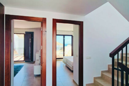 0b523f445224822c3c544f7082b8b4d6 - 38