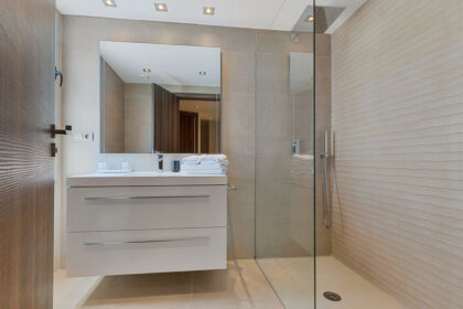 185492412c91081eadc4b6e6cc09a9e5 - 20