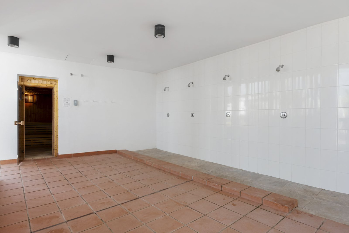 271eca8ae814bc2834ad71b890131534 - 29