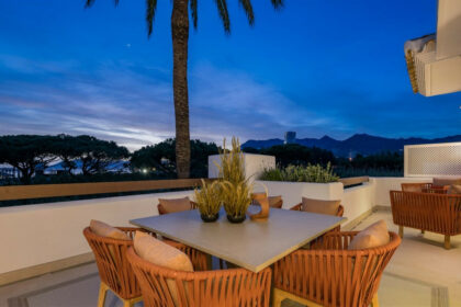 2b1d52b30fd66ccc68584f95b3d1775e - 23