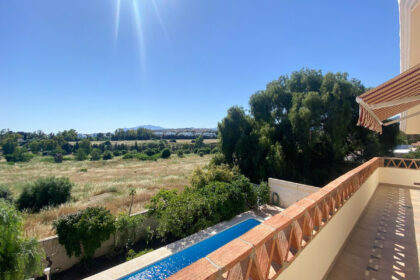 2e5b810e92e662489ebcf4d021d8bf28 - 10