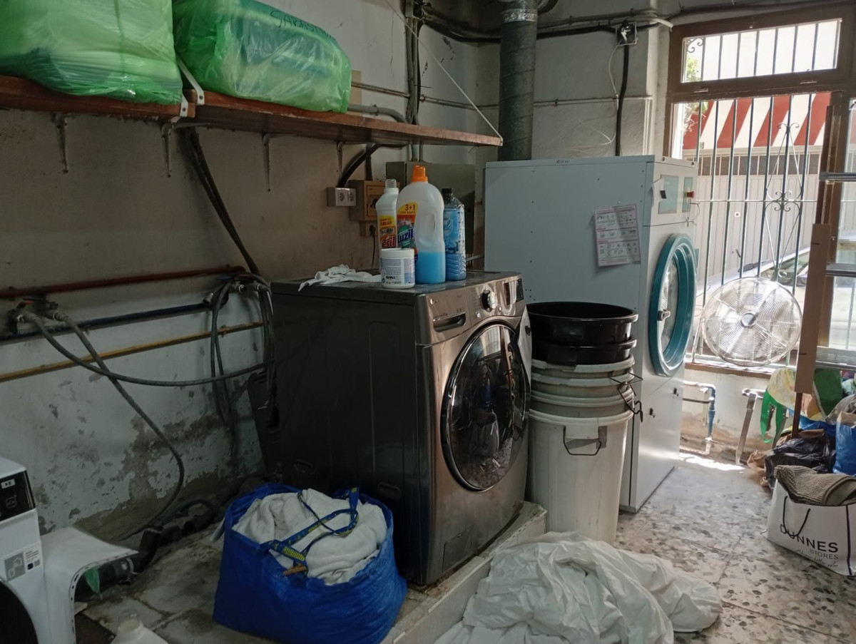 2ee8f0bbc44be1eac006e9d4b6f01cdb - 2