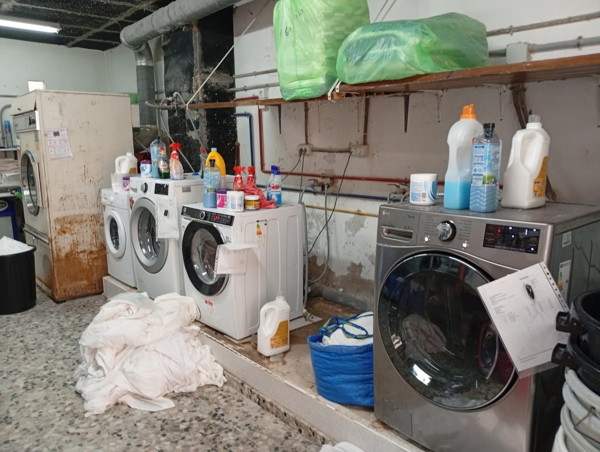 2ee8f0bbc44be1eac006e9d4b6f01cdb - 3