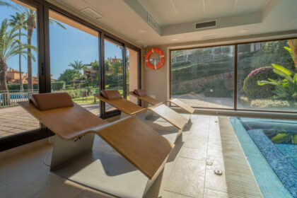 37e89ea792362a5bb2ef24b186b1e559 - 16