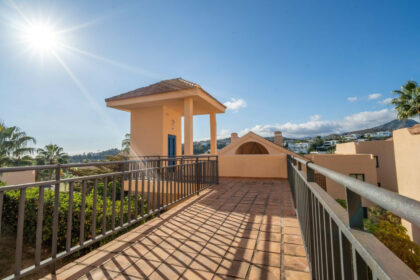 37e89ea792362a5bb2ef24b186b1e559 - 23