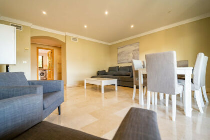 37e89ea792362a5bb2ef24b186b1e559 - 33