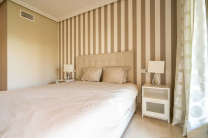 37e89ea792362a5bb2ef24b186b1e559 - 36