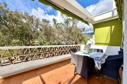 3cbd51d4711f52899df57ee86d2bab39 - 11