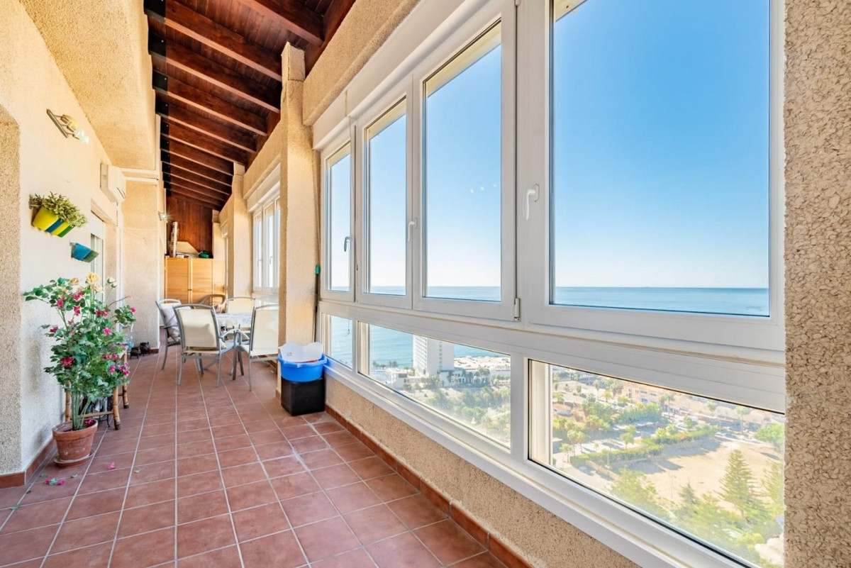 40a979a3da12403355e95bd6de5a608b - 2