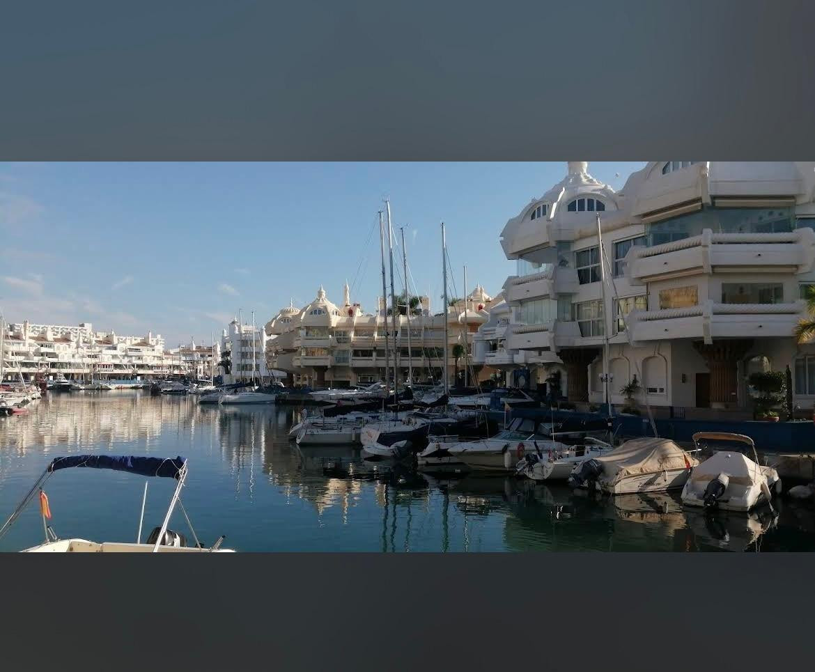 484b6c15eba36b794357901c70d912a8 - 11