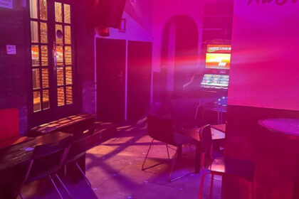 484b6c15eba36b794357901c70d912a8 - 9