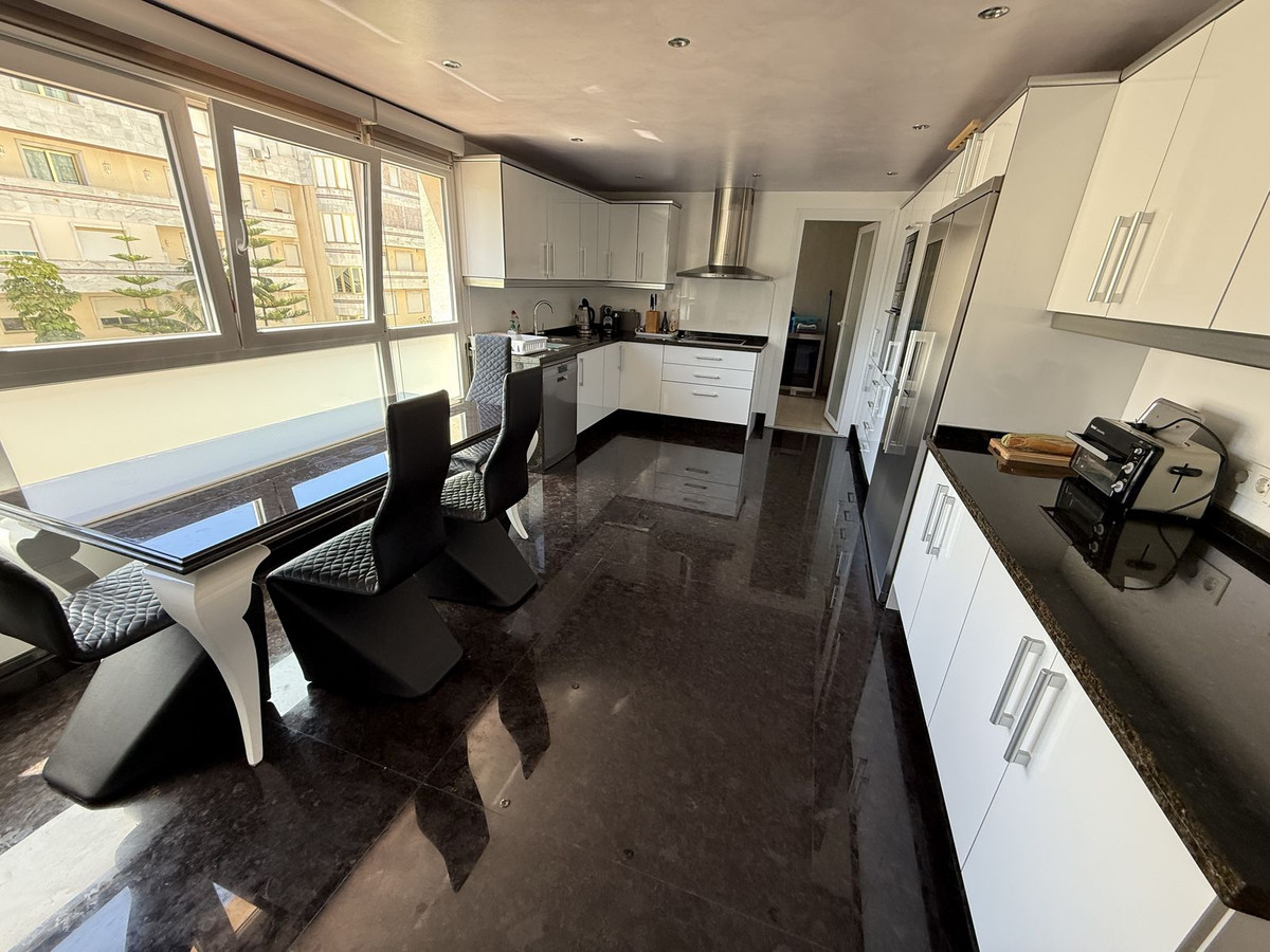 5500e164a9fbf9d3cbd08cf3bbc06572 - 7