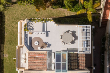 57e4d9fe0549f3799433f7074608e699 - 33