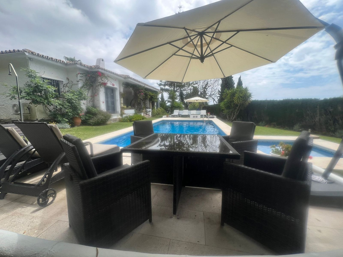 591ce3a468ce7b198552ae6c9f9d2950 - 25