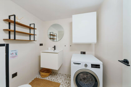 5963cd4058c47c0c6431361b002e4301 - 22