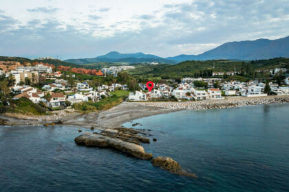 5963cd4058c47c0c6431361b002e4301 - 34