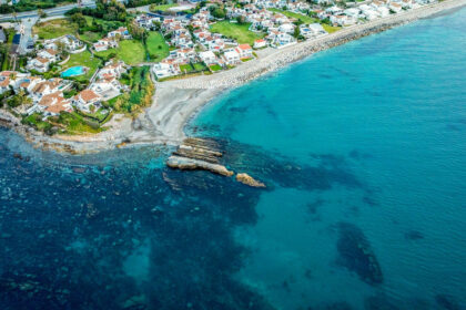 5963cd4058c47c0c6431361b002e4301 - 35