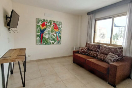 622f76fffc6cab8b00f5a3951ee1d8a5 - 1