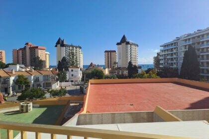 622f76fffc6cab8b00f5a3951ee1d8a5 - 18