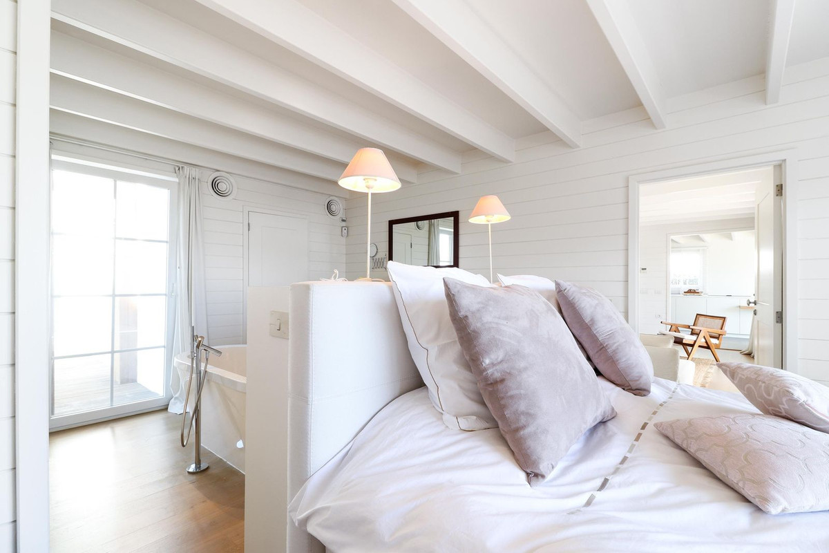 6889f9cc2a450b827c045775b5b26748 - 16