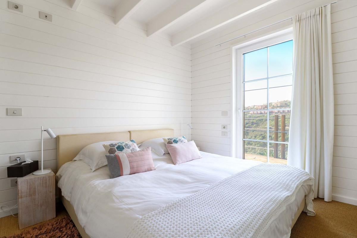 6889f9cc2a450b827c045775b5b26748 - 18