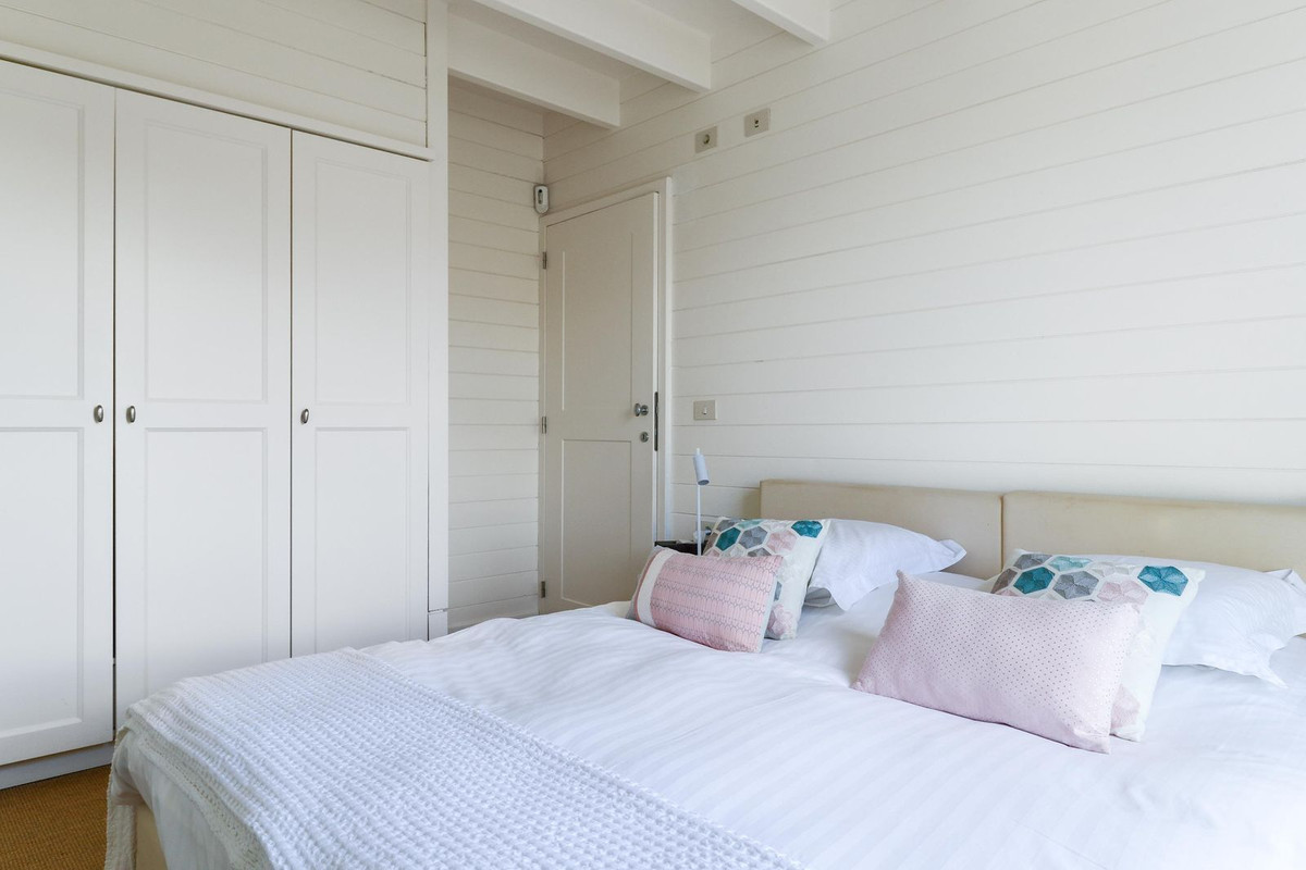 6889f9cc2a450b827c045775b5b26748 - 19