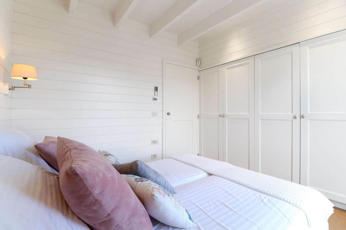 6889f9cc2a450b827c045775b5b26748 - 21