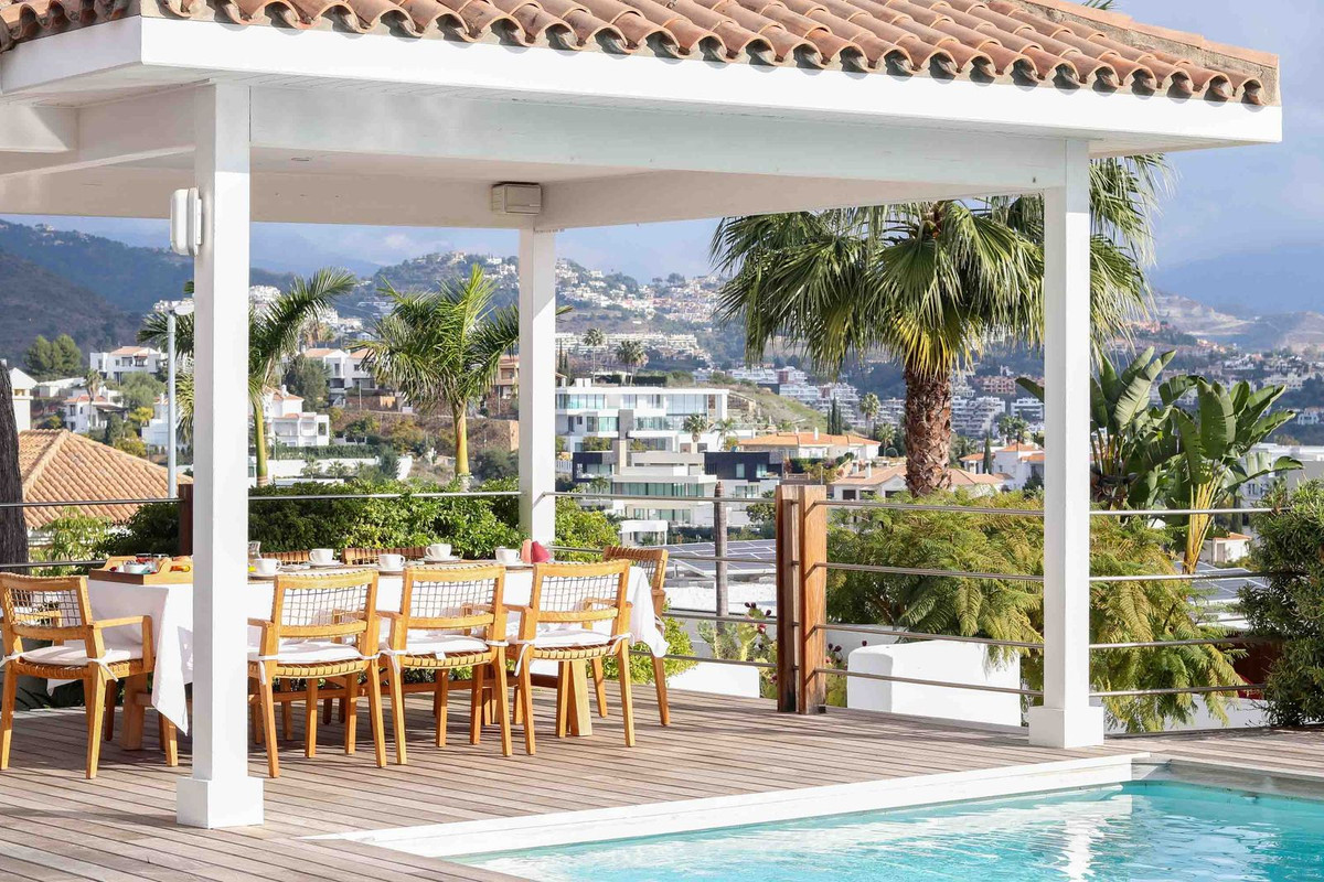 6889f9cc2a450b827c045775b5b26748 - 23