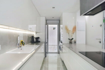 6d0a8637e1fe034ff6318ddc2525ee96 - 21