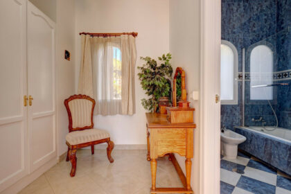 7aadaa002f1865cb8011786decb63dd4 - 33