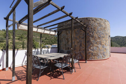 7aadaa002f1865cb8011786decb63dd4 - 55