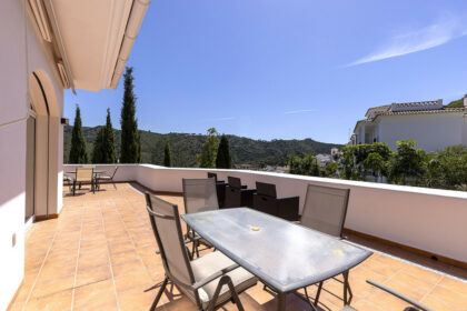 7aadaa002f1865cb8011786decb63dd4 - 62