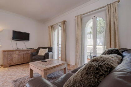 7aadaa002f1865cb8011786decb63dd4 - 67