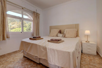 7aadaa002f1865cb8011786decb63dd4 - 69