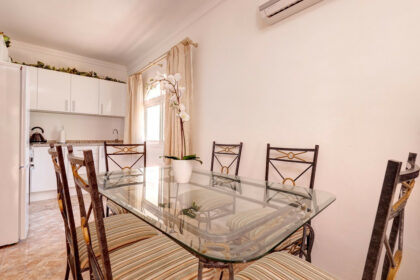 7aadaa002f1865cb8011786decb63dd4 - 74