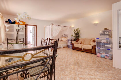 7aadaa002f1865cb8011786decb63dd4 - 75