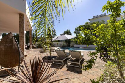 7aadaa002f1865cb8011786decb63dd4 - 9