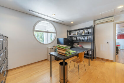 7e29d7a88f51e53f0c47faf593218356 - 18