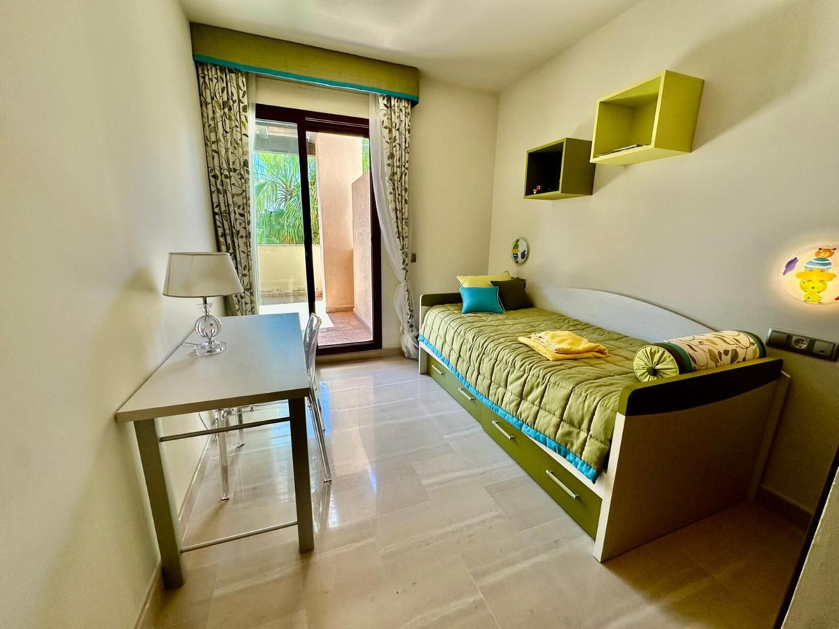 821473711be42a4700d899fd3d2a94b5 - 16