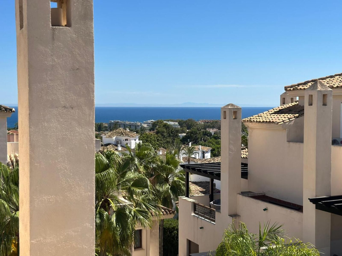 821473711be42a4700d899fd3d2a94b5 - 24